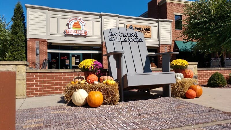 Want to grab a bite? Here are the best restaurants in Hocking Hills to satiate your hunger.